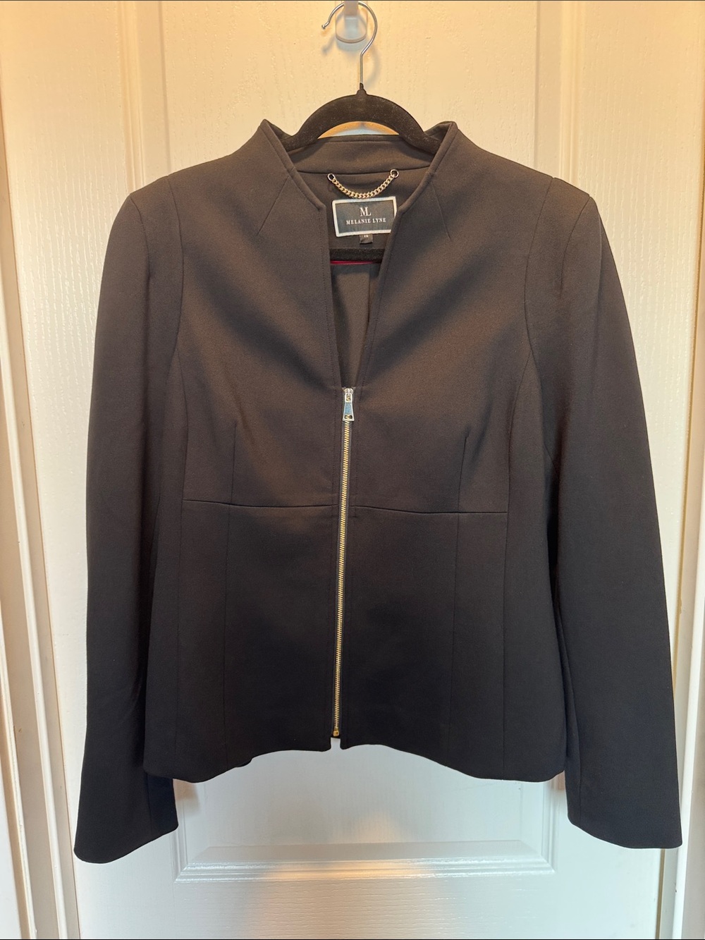 Melanie Lyne Black Zip-Front Tailored Jacket